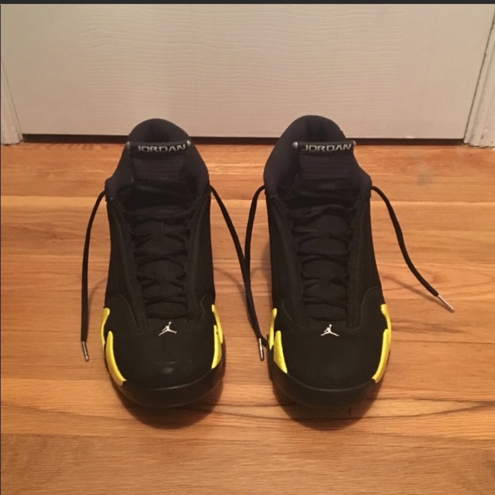 Air Jordan 14 Retro “Thunder”